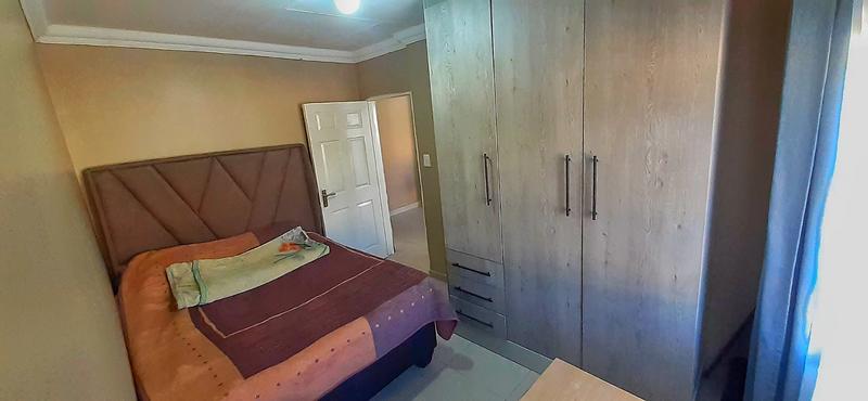 5 Bedroom Property for Sale in Flora Park Limpopo