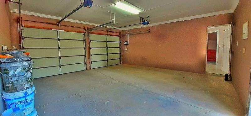 5 Bedroom Property for Sale in Flora Park Limpopo