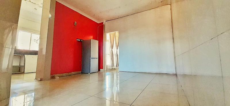 1 Bedroom Property for Sale in Polokwane Central Limpopo