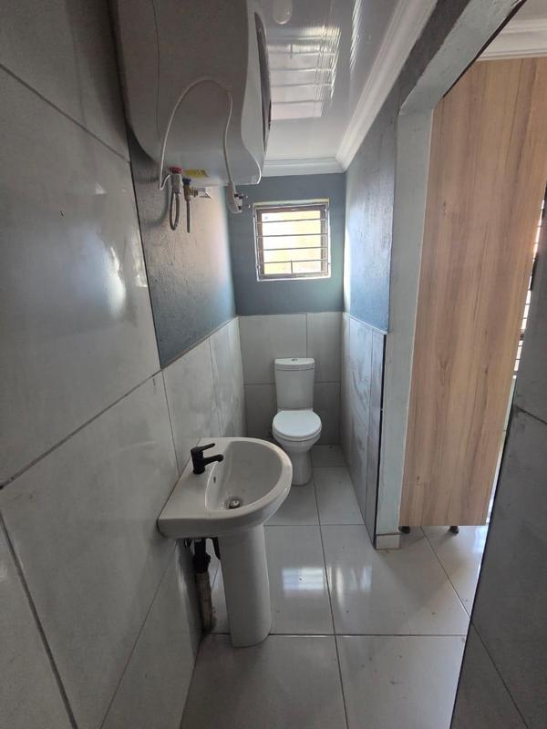 To Let 6 Bedroom Property for Rent in Mokopane Limpopo