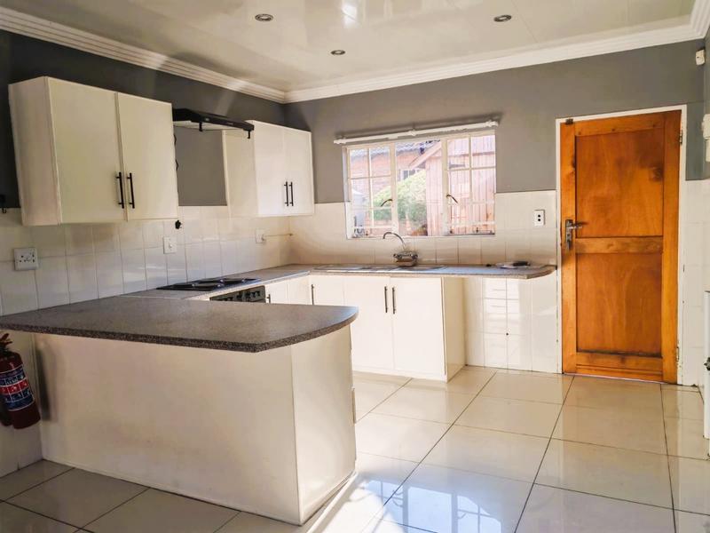 To Let 3 Bedroom Property for Rent in Bendor Limpopo