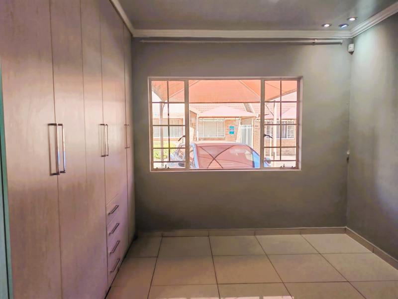 To Let 3 Bedroom Property for Rent in Bendor Limpopo
