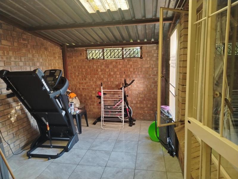 2 Bedroom Property for Sale in Penina Park Limpopo