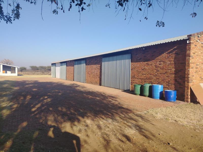 To Let 4 Bedroom Property for Rent in Steelpoort Limpopo