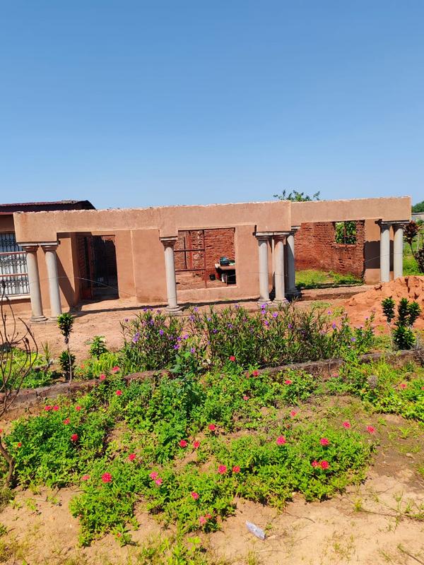 2 Bedroom Property for Sale in Dzwerani Limpopo