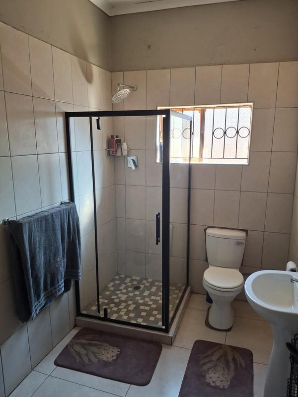 6 Bedroom Property for Sale in Thohoyandou Limpopo