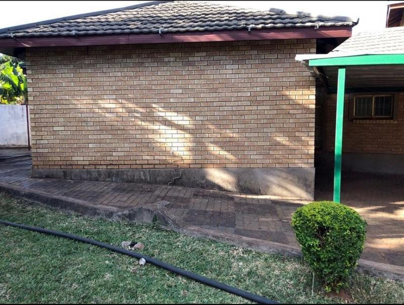 5 Bedroom Property for Sale in Shayandima Limpopo