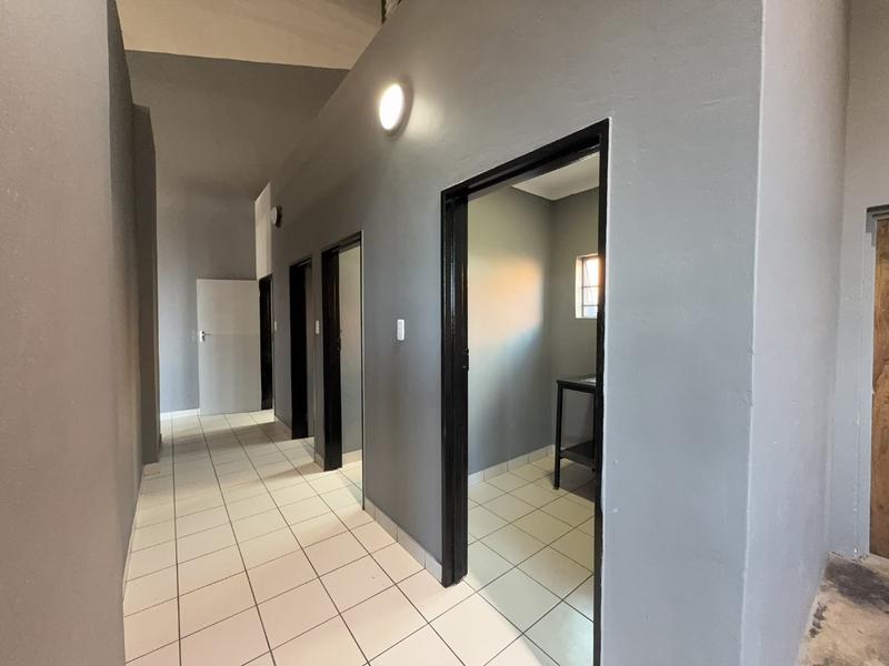 To Let Commercial Property for Rent in Magna Via Industrial Limpopo