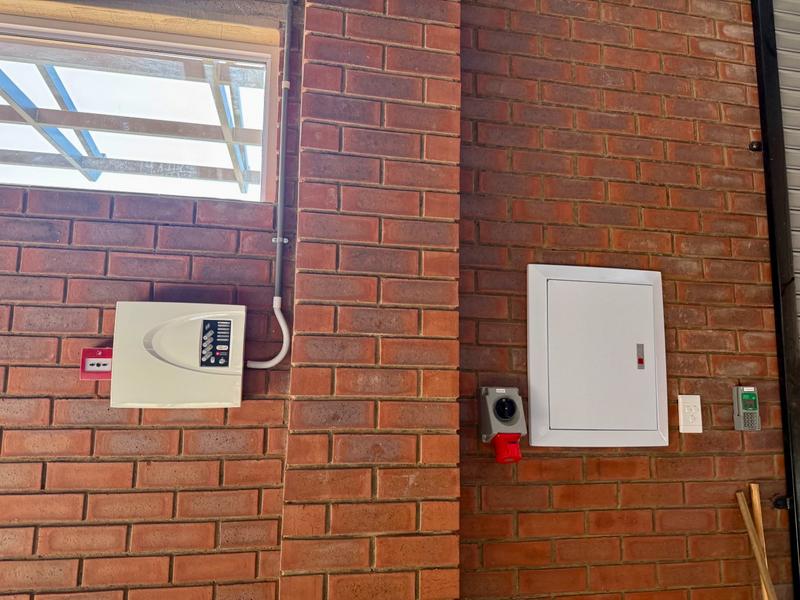 To Let Commercial Property for Rent in Magna Via Industrial Limpopo