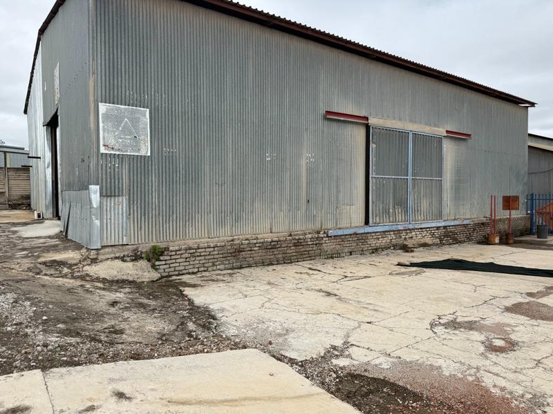 To Let Commercial Property for Rent in Polokwane Industria Limpopo