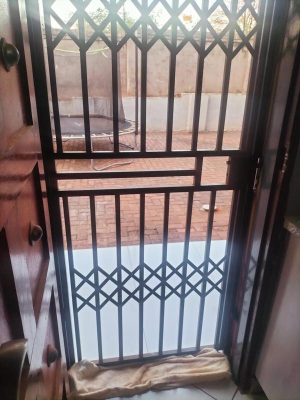 5 Bedroom Property for Sale in Thohoyandou Limpopo