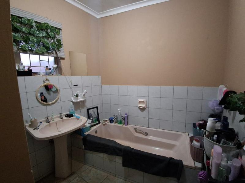 2 Bedroom Property for Sale in Mokopane Limpopo