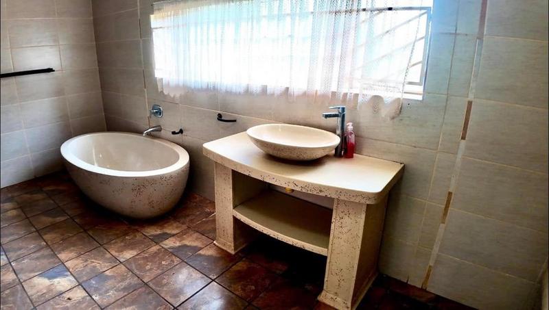 8 Bedroom Property for Sale in Thabazimbi Limpopo