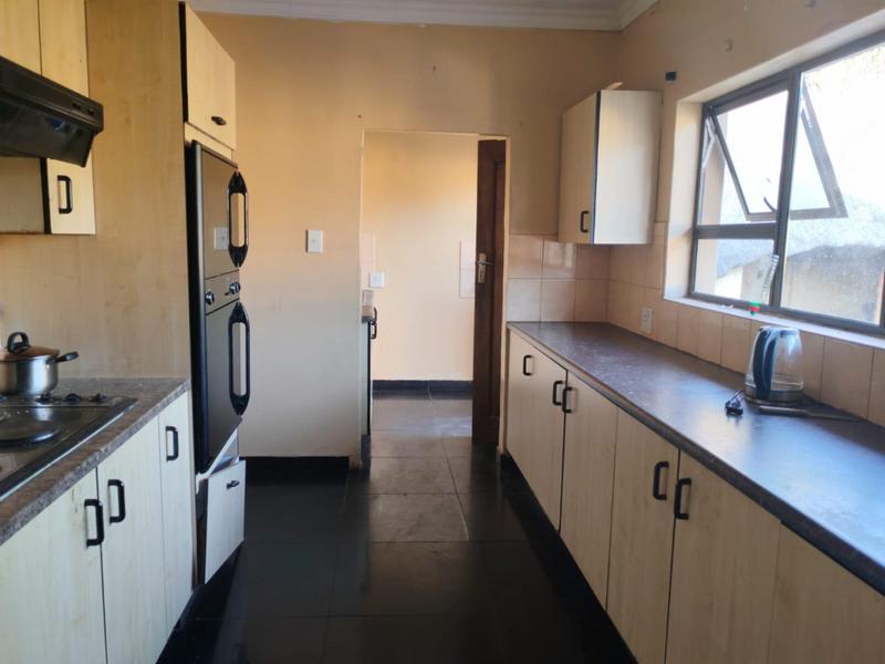 4 Bedroom Property for Sale in Fauna Park Limpopo