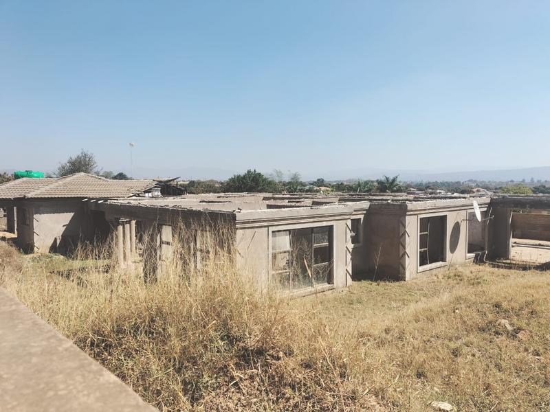 6 Bedroom Property for Sale in Tswinga Limpopo
