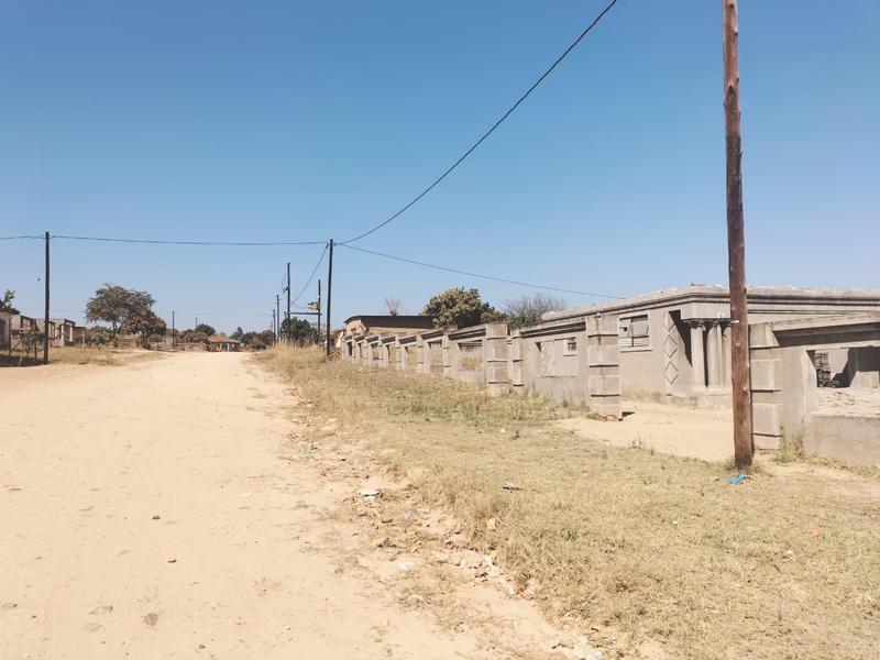 6 Bedroom Property for Sale in Tswinga Limpopo
