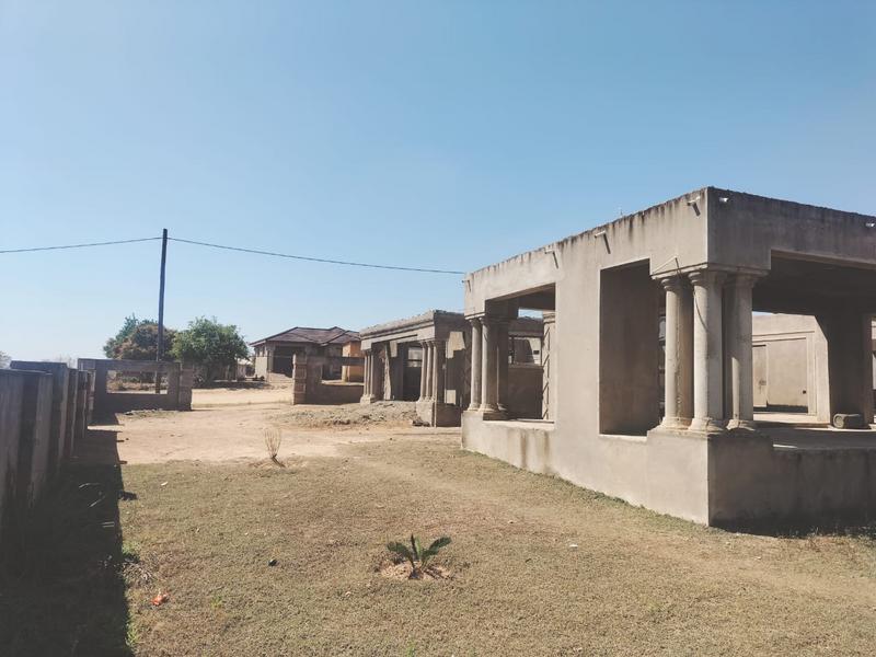 6 Bedroom Property for Sale in Tswinga Limpopo