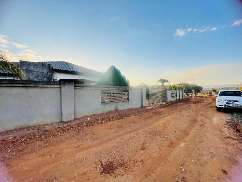 4 Bedroom Property for Sale in Dzwerani Limpopo
