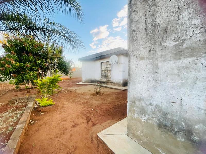 4 Bedroom Property for Sale in Dzwerani Limpopo