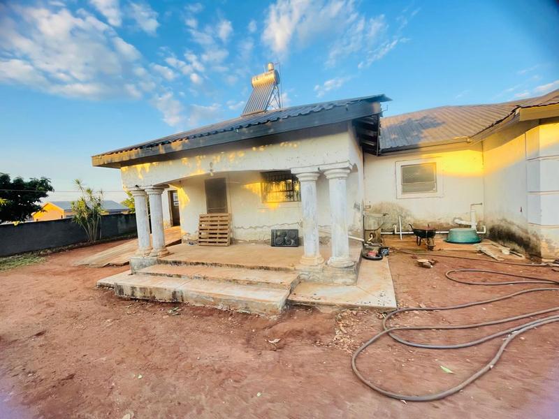 4 Bedroom Property for Sale in Dzwerani Limpopo