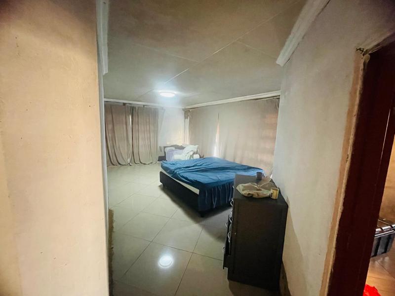 4 Bedroom Property for Sale in Dzwerani Limpopo