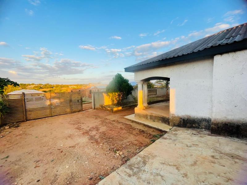 4 Bedroom Property for Sale in Dzwerani Limpopo