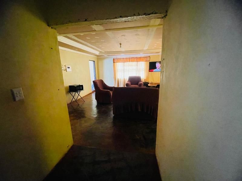 3 Bedroom Property for Sale in Phiphidi Limpopo