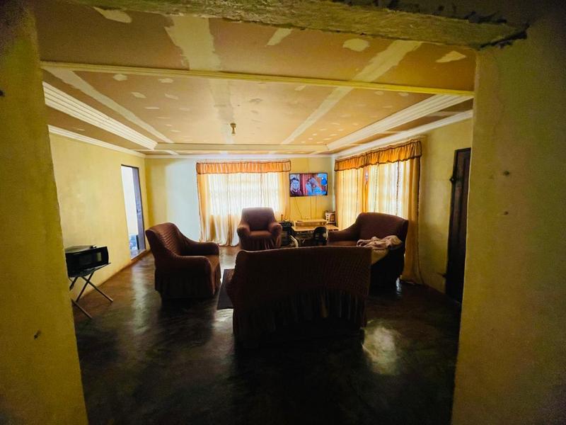 3 Bedroom Property for Sale in Phiphidi Limpopo