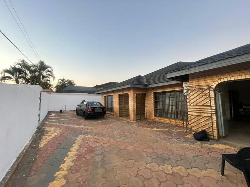 4 Bedroom Property for Sale in Thohoyandou Limpopo