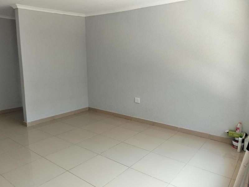 To Let 2 Bedroom Property for Rent in Chroompark Limpopo