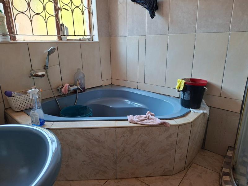 4 Bedroom Property for Sale in Thohoyandou Limpopo
