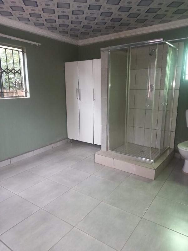6 Bedroom Property for Sale in Nkowankowa Limpopo