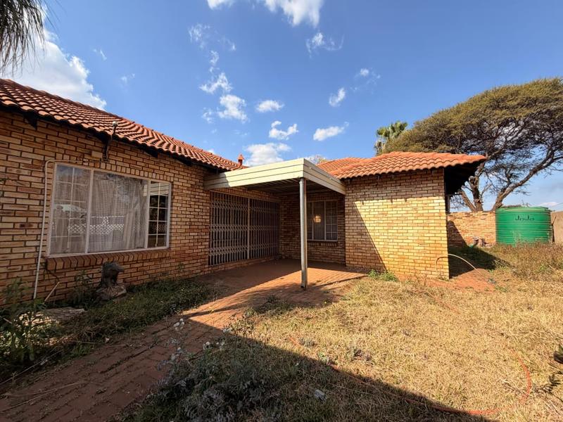 7 Bedroom Property for Sale in Northam Limpopo