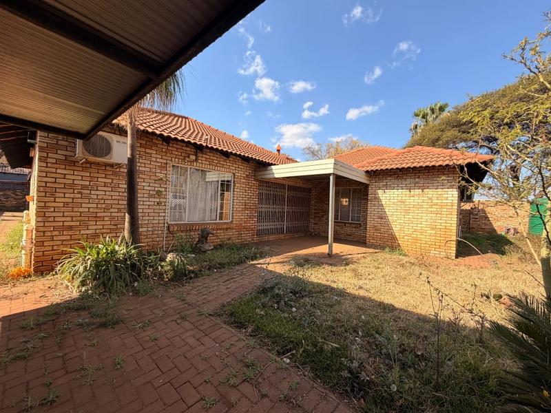 7 Bedroom Property for Sale in Northam Limpopo