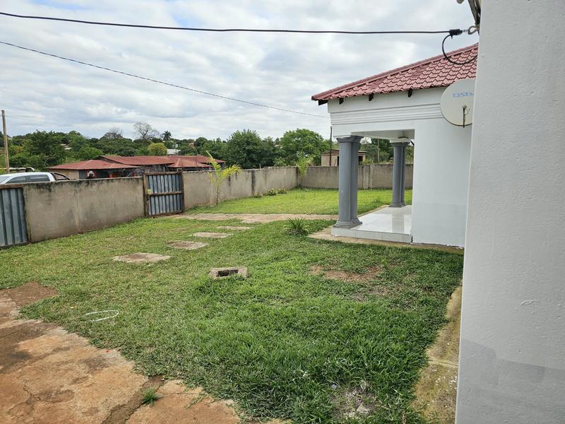 3 Bedroom Property for Sale in Mabunda Limpopo