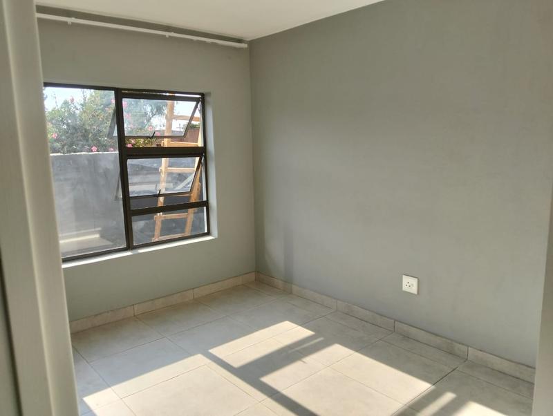 To Let 1 Bedroom Property for Rent in Mahwelereng Limpopo
