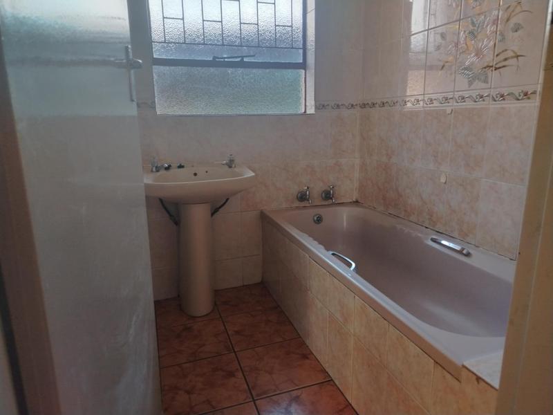 To Let 3 Bedroom Property for Rent in Bendor Limpopo