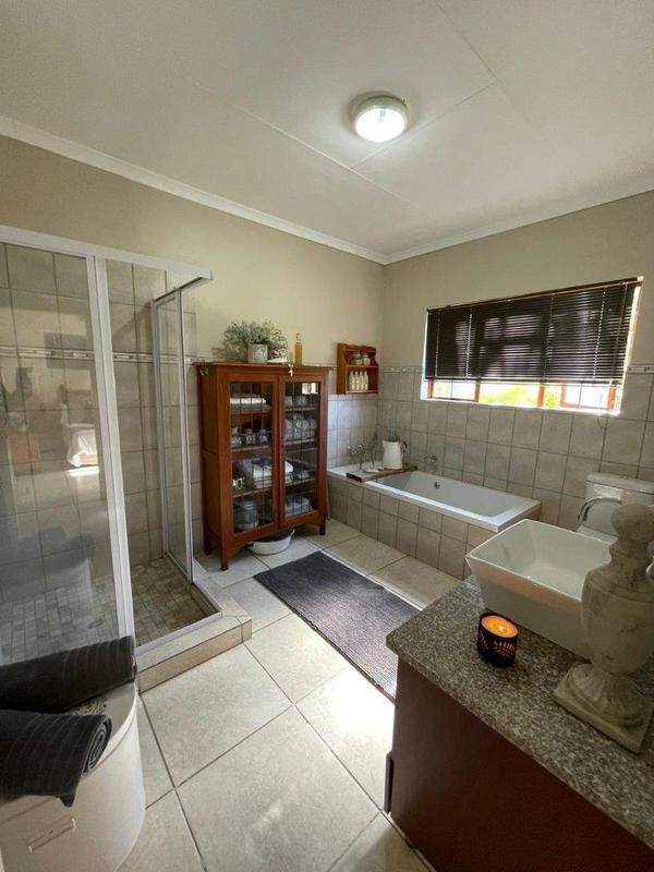 3 Bedroom Property for Sale in Thabazimbi Limpopo