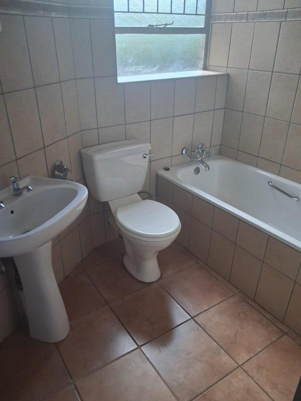 To Let 5 Bedroom Property for Rent in Thabazimbi Limpopo