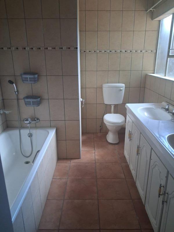 To Let 5 Bedroom Property for Rent in Thabazimbi Limpopo