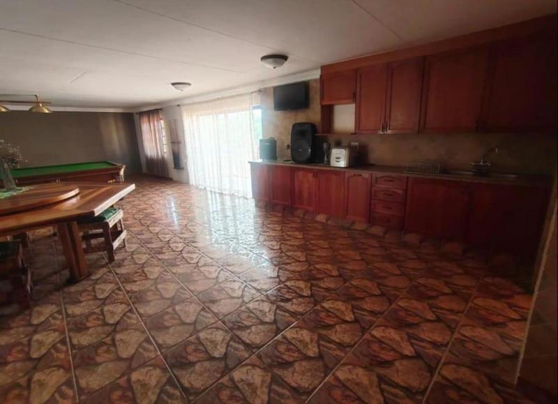 5 Bedroom Property for Sale in Thabazimbi Limpopo