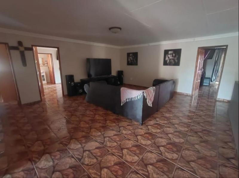 5 Bedroom Property for Sale in Thabazimbi Limpopo
