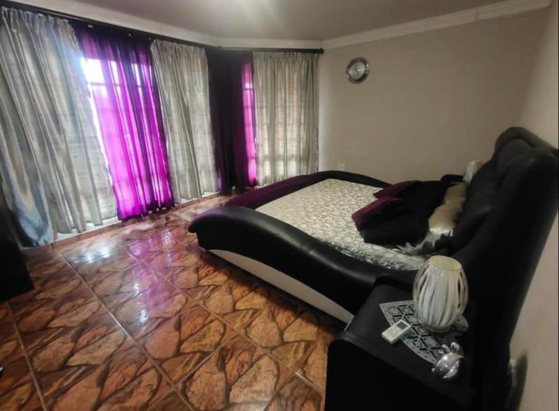 5 Bedroom Property for Sale in Thabazimbi Limpopo
