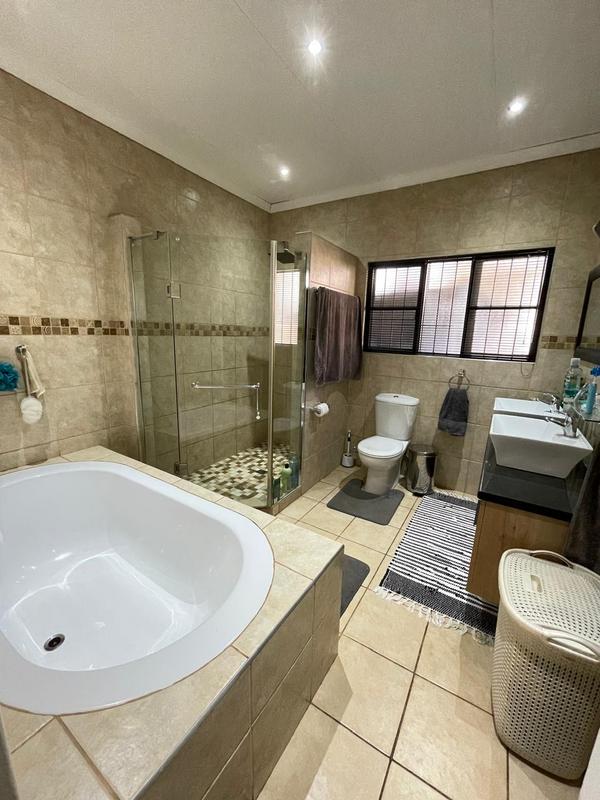 3 Bedroom Property for Sale in Thabazimbi Limpopo