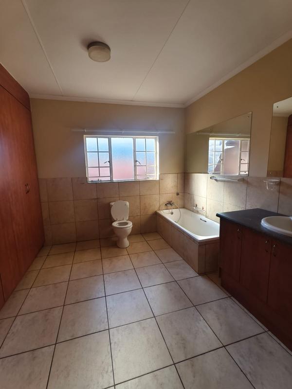 To Let 3 Bedroom Property for Rent in Thabazimbi Limpopo