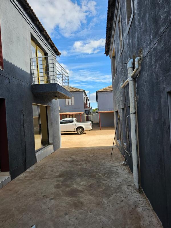 To Let 1 Bedroom Property for Rent in Maniini Limpopo
