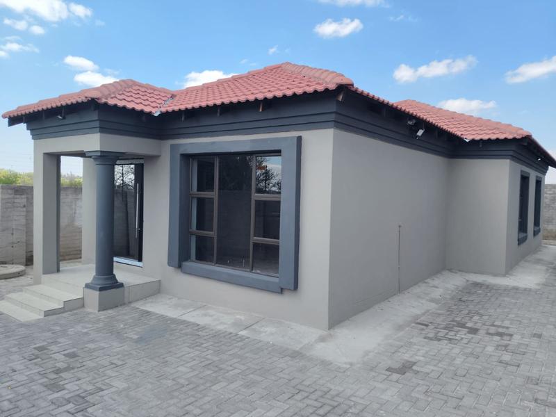 3 Bedroom Property for Sale in Mahlasedi Park Limpopo