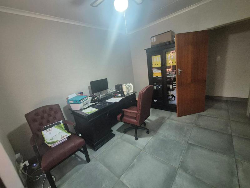 6 Bedroom Property for Sale in Thabazimbi Limpopo