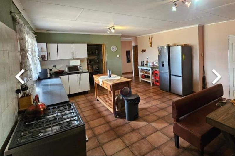 6 Bedroom Property for Sale in Northam Limpopo