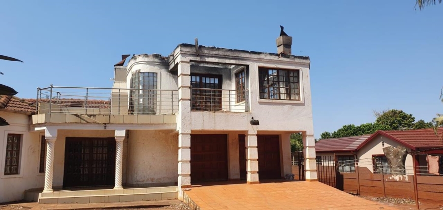 7 Bedroom Property for Sale in Louis Trichardt Limpopo